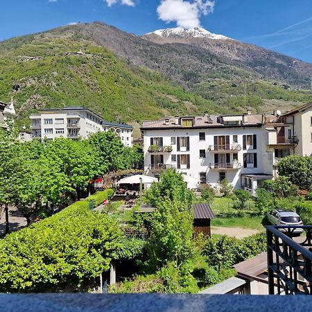 Bernina Station Center Apartment - Tirano Exteriör bild