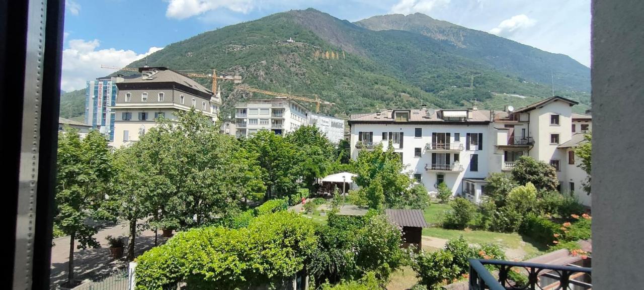 Bernina Station Center Apartment - Tirano Exteriör bild