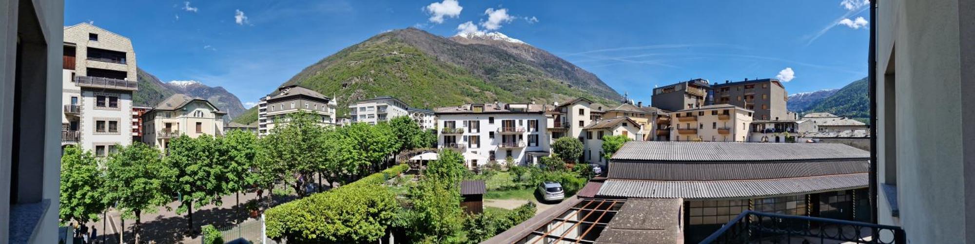 Bernina Station Center Apartment - Tirano Exteriör bild
